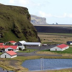 Отель Katla Вик Exterior photo