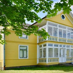 Bed and Breakfast Mooi! Gula Huset Lidhult Exterior photo