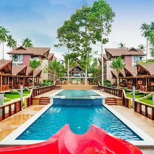 Khanom Cabana Beach Resort Exterior photo