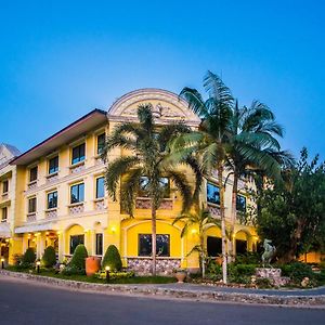 Отель Horseshoe Point Pattaya Nong Prue Exterior photo