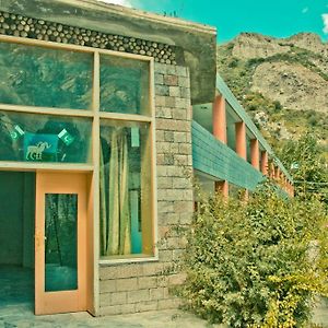 Hunza Marcopolo Inn Гилгит Exterior photo