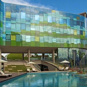 Отель Vivanta Bengaluru, Whitefield Exterior photo