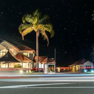 Pacific Coast Motor Lodge Уакатане Exterior photo