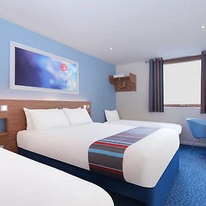 Travelodge Ashbourne Ашборн Exterior photo