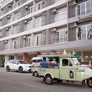 Chompu Nakarin Apartment Транг Exterior photo