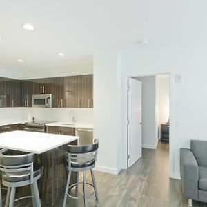 Апартаменты Airy 2Br In Allston By Sonder Бостон Exterior photo