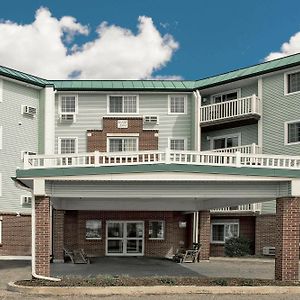 Отель Baymont By Wyndham Essex Burlington Area Exterior photo