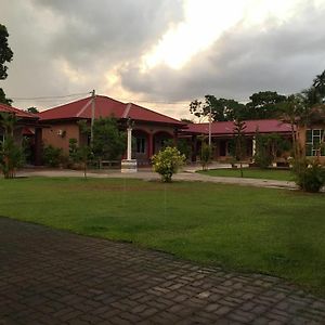 Dee Village Langkawi Chalet Exterior photo