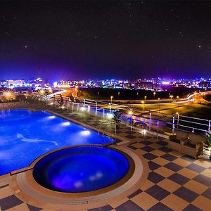 Al Murooj Grand Hotel Маскат Exterior photo