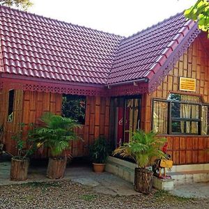 Song Lao Guesthouse Тхакхэк Exterior photo