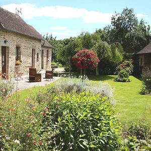 Отель Chambre D'Hote Courtoux Saint-Denis-sur-Sarthon Exterior photo