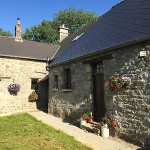 Bed and Breakfast No 3 Route De Lingramiere La Ferte-Mace Exterior photo