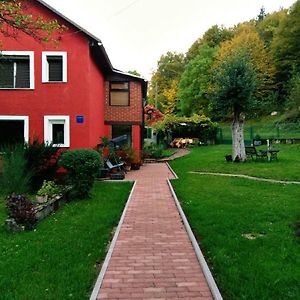 Holiday Home Modric Оточац Exterior photo