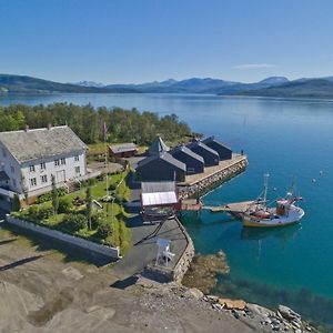 Отель Finsnes Gaard Финнснес Exterior photo