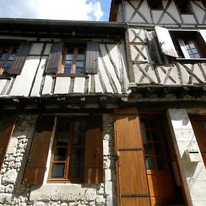 Апартаменты L' Ancien Relais De Poste Henri Кастельжалу Exterior photo