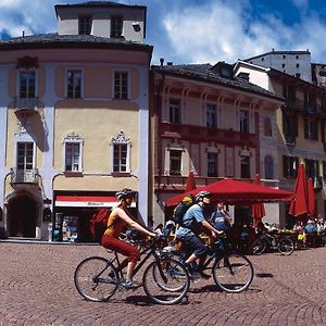 Апартаменты Bellinzona Piazza Collegiata Exterior photo