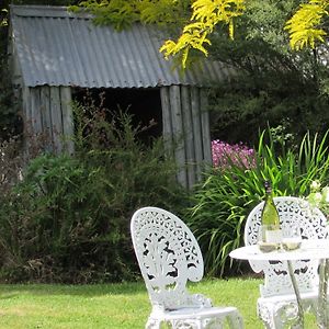 Отель Akaroa Fyrnebrooke House Exterior photo