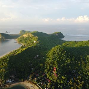 Отель Bruce'S Hideout Lombok Kuta  Exterior photo