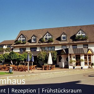 Hotel Gasthof Sternen Гайзинген Exterior photo