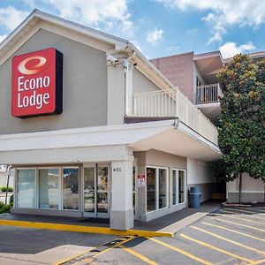 Econo Lodge Downtown Луисвилл Exterior photo