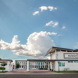 Arizona Sunset Inn & Suites Уиллкокс Exterior photo