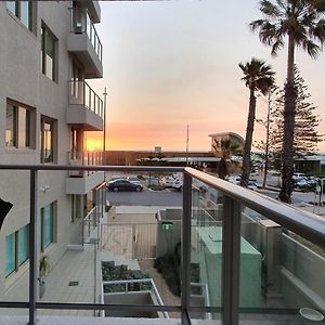 Sandcastles Beachfront ☆ Luxury Retreat Apartment Перт Exterior photo
