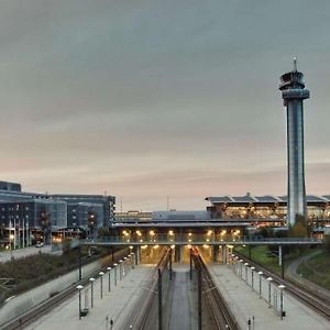 Radisson Blu Airport Hotel, Oslo Гардермуэн Exterior photo