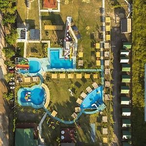 Отель Mar De Suenos Water Park Парана Exterior photo