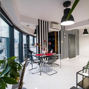 Апартаменты Apartament Diamond Жешув Exterior photo