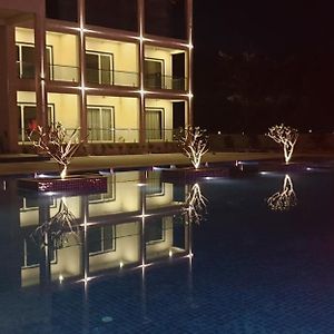 Villa Le Palms Resort & Spa Удайпур Exterior photo