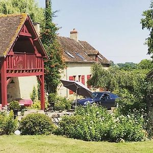 Отель Les Ruettes Saint-Germain-sur-Sarthe Exterior photo