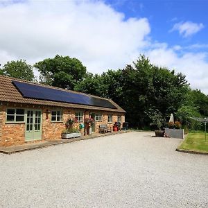 Вилла The Old Dairy Westbury on Severn Exterior photo