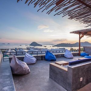 Le Pirate Hotel - Labuan Bajo (Adults Only) Exterior photo