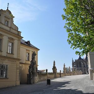 Отель Vila U Varhanare Кутна-Гора Exterior photo