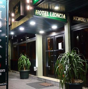 Hotel Leoncia Колония-дель-Сакраменто Exterior photo
