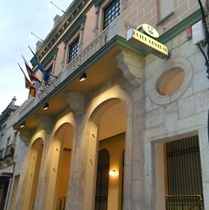 Hotel Central Вальдепеньяс Exterior photo
