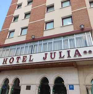 Hotel Julia Аранда-де-Дуэро Exterior photo