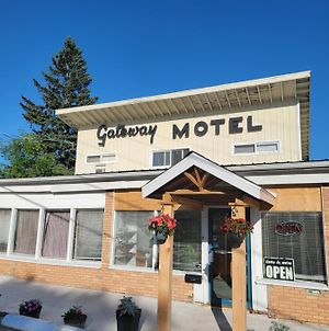 Gateway Motel Гананокве Exterior photo