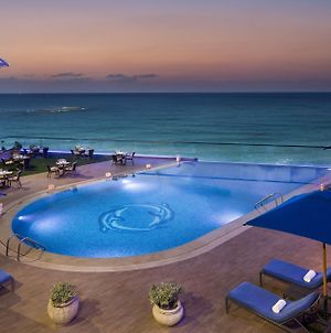 Отель Hilton Alexandria Corniche Facilities photo