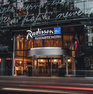 Radisson Blu Elizabete Hotel, Рига Exterior photo