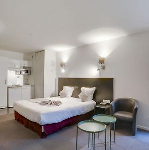 All Suites Appart Hotel Aeroport Paris Orly - Рюнжи Exterior photo