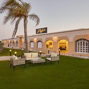 Le Royal Marina Hotel Эль-Аламейн Exterior photo