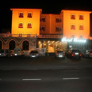 Hotel Verona Пуэртольяно Exterior photo