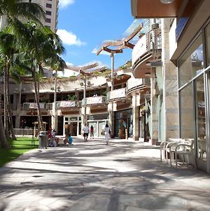 Embassy Suites By Hilton Waikiki Beach Walk Гонолулу Exterior photo