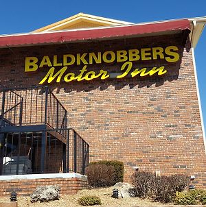 Baldknobbers Motor Inn Брэнсон Exterior photo