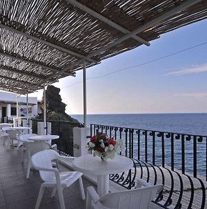 Hotel Villaggio Stromboli - Isola Di Стромболи Exterior photo