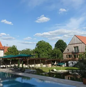 Romantik Hotel Zum Klosterbrau Нойбург-ан-дер-Донау Exterior photo