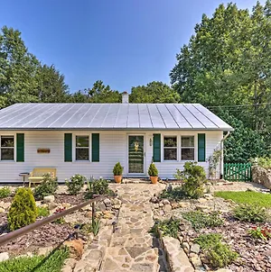Charming Cottage Less Than 10 Mi To Wineries And Skiing! Nellysford Exterior photo