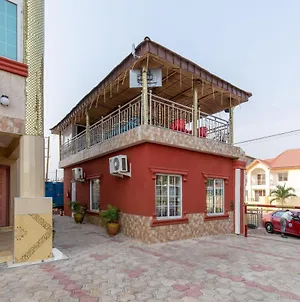 Ag Hotel And Suites Аккра Exterior photo