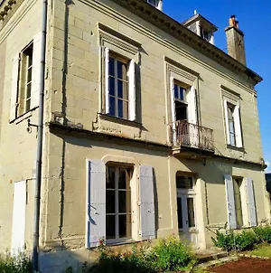 Le Gite Du Tresor Монрёй-Беле Exterior photo